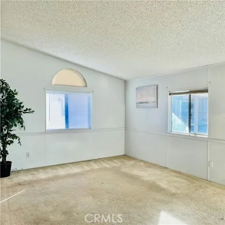 Image 4 - South Smith Avenue, Corona, CA 92882, USA - Apartment for sale