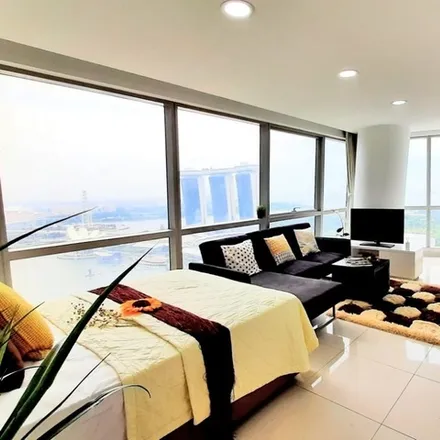 Rent this 1 bed room on Drop Off in The Sail @ Marina Bay, Singapore 018987