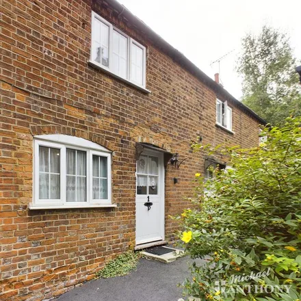 Rent this 1 bed house on Castle Street in Aylesbury, HP20 2RA