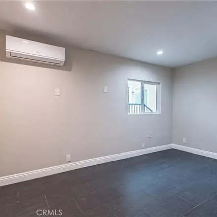 Image 3 - 6252 Tampa Avenue, Los Angeles, CA 91335, USA - Apartment for rent