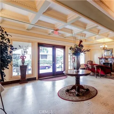 Image 4 - St.Regis, South 2nd Place, Long Beach, CA 90802, USA - Condo for sale