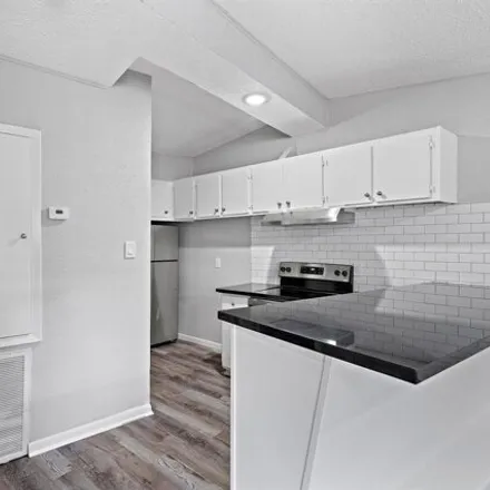 Rent this 1 bed apartment on Richmond Avenue in Lamar Terrace, Houston