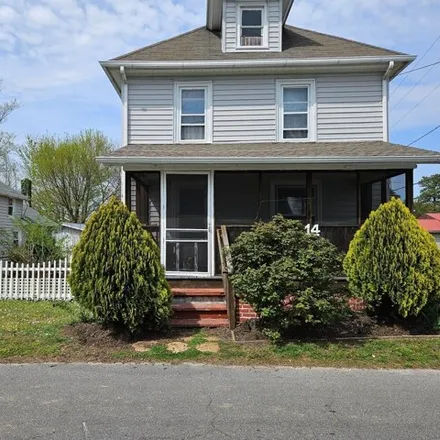 Buy this 3 bed house on 321 South Arch Street in Blades, Sussex County