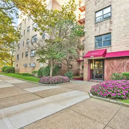 Buy this studio apartment on 29-30 138th Street in New York, NY 11354
