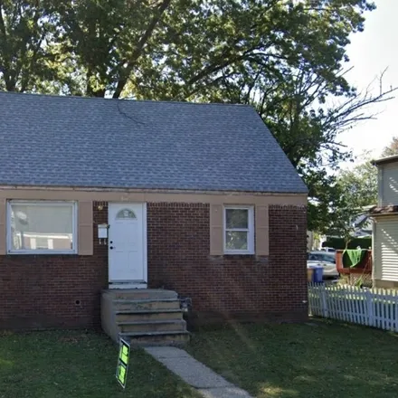Buy this 4 bed house on 801 Carnegie Street in Linden, NJ 07036