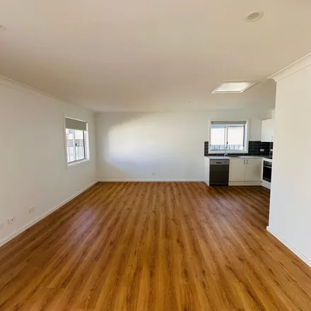 Image 3 - Guest Street, Cessnock NSW 2325, Australia - Apartment for rent