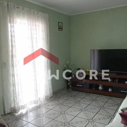 Buy this 2 bed house on Rua Antônio Melato in Vila Progresso, Jundiaí - SP