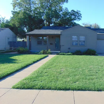 Buy this 2 bed house on 2509 29th Street in Lubbock, TX 79410