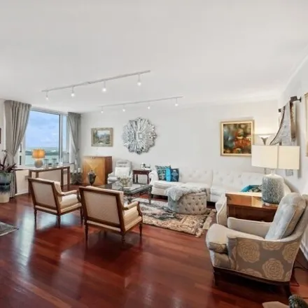 Image 2 - 1300 North Lake Shore Drive, Chicago, IL 60610, USA - Condo for sale