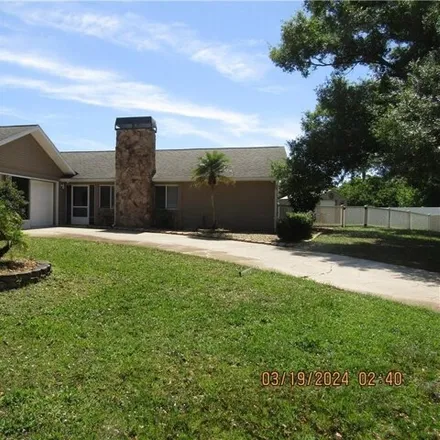 Rent this 3 bed house on 5924 Pebble Ln in Sebring, Florida