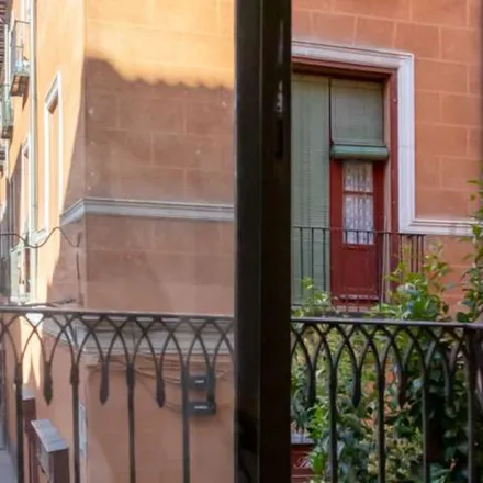 Rent this 1 bed apartment on Madrid in Travesía de los Cabestreros, 4