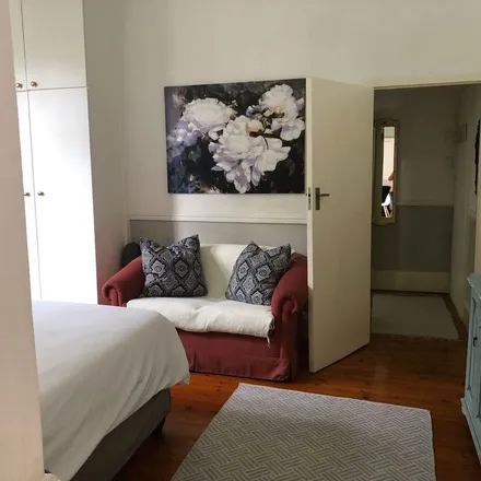 Rent this 1 bed apartment on Rosebank Avenue in Morningside, Durban