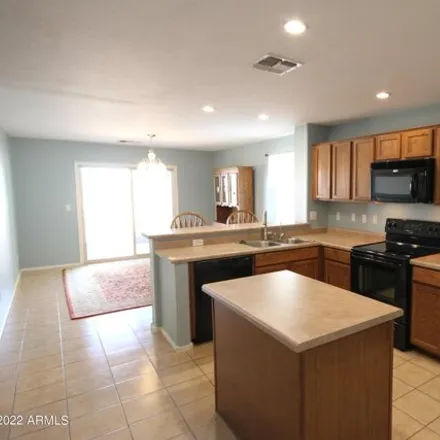Image 4 - 17642 West Red Bird Road, Surprise, AZ 85387, USA - House for rent