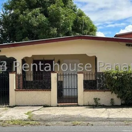 Buy this 4 bed house on Calle Los Almendros in 0816, San Francisco