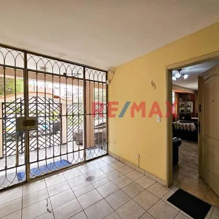 Image 2 - Jorge Galvez, Ate, Lima Metropolitan Area 00051, Peru - Apartment for sale
