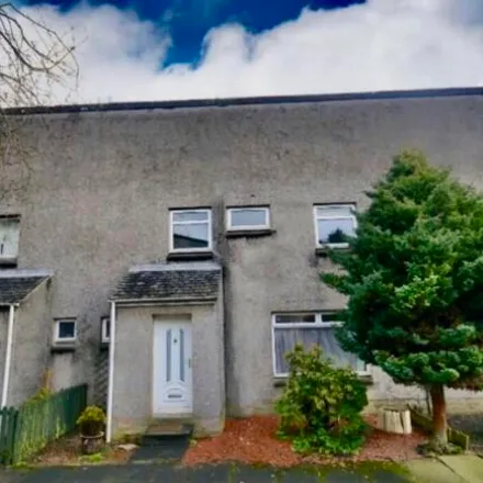 Rent this 4 bed townhouse on Spruce Road in Cumbernauld, G67 3DU