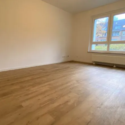 Rent this 2 bed apartment on Am Ringofen 27 in 45355 Essen, Germany