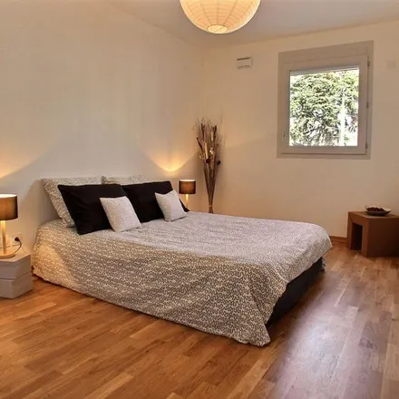 Rent this 2 bed apartment on 30 Avenue de ternier in 74160 Saint-Julien-en-Genevois, France