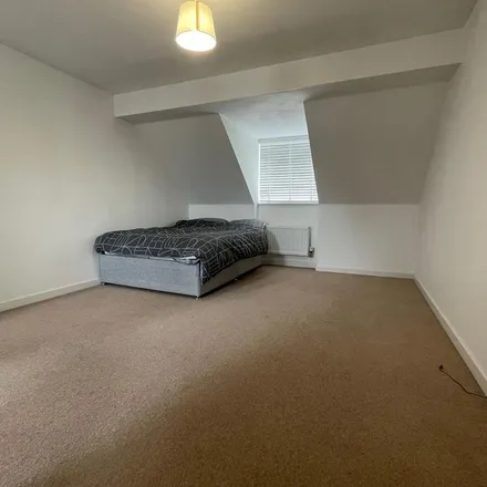 Image 4 - Russ Avenue, Faringdon, SN7 7GA, United Kingdom - Apartment for rent