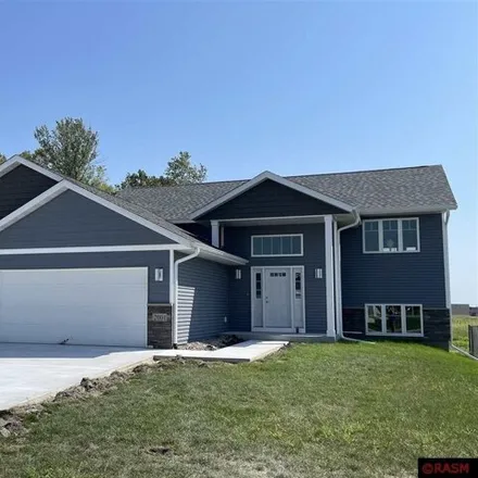 Buy this 3 bed house on Bluestem Drive in Mankato, MN 56001