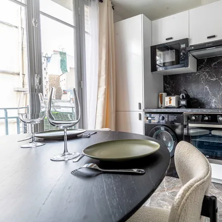 Image 9 - 18 Rue d'Orsel, 75018 Paris, France - Apartment for rent
