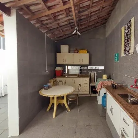 Buy this 3 bed house on Rua Érico Veríssimo 651 in Central Parque, Sorocaba - SP