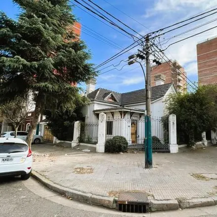 Image 2 - Iriondo 1303, Echesortu, Rosario, Argentina - House for sale