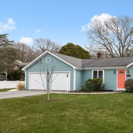 Buy this 4 bed house on 185 New Meadow Road in Barrington, RI 02806