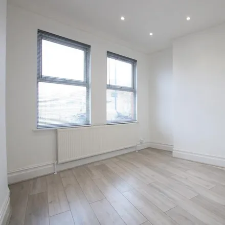 Rent this 3 bed apartment on Denzil Road in Dudden Hill, London