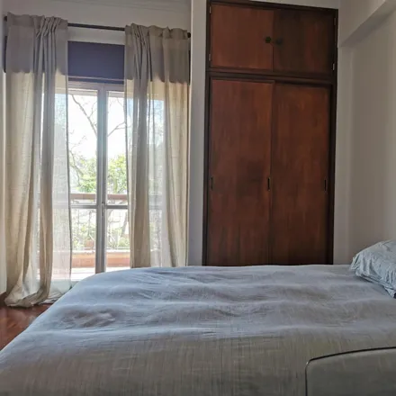 Rent this 3 bed room on unnamed road in 2765-517 São João do Estoril, Portugal