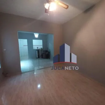 Rent this 2 bed house on Rua Três Américas in Jardim Salgueiro, Mauá - SP