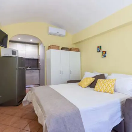Image 8 - Xiao Si Chuan, Via Nizza, 37, 10125 Turin Torino, Italy - Apartment for rent