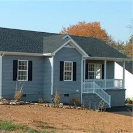 Buy this 3 bed house on 616 Clark Street in Simpson County, KY 42134