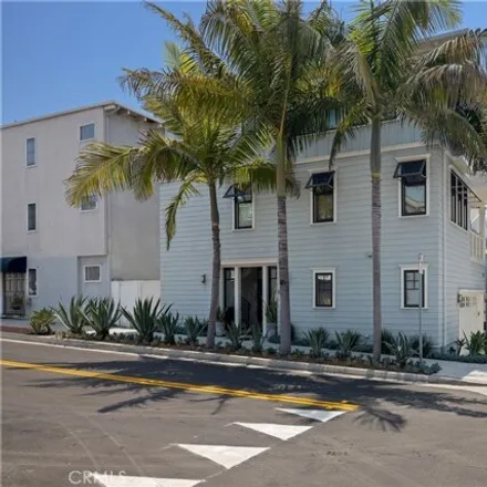 Rent this 3 bed house on 124 23rd Street in Manhattan Beach, CA 90266