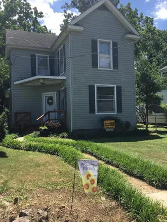 Buy this 3 bed house on 1401 11th Street in Victoria, VA 23974