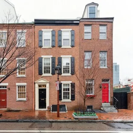 Image 1 - 223 Pine Street, Philadelphia, PA 19172, USA - Townhouse for sale