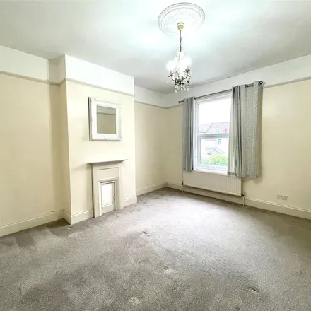 Image 8 - 66 Kennington Avenue, Bristol, BS7 9EU, United Kingdom - Apartment for rent