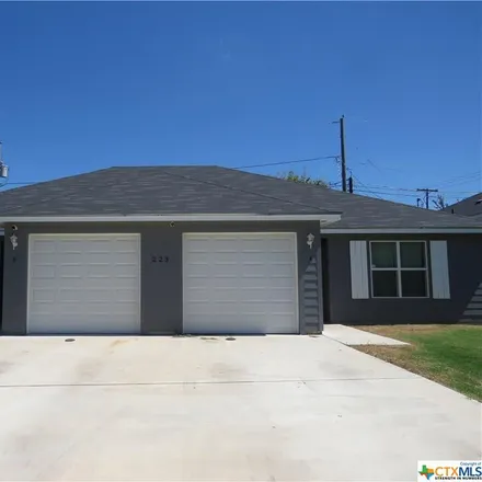 Rent this 3 bed duplex on 204 North Mary Jo Drive in Harker Heights, TX 76548