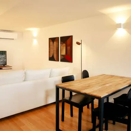 Image 3 - Residências Montepio, Rua do Breiner, 4050-124 Porto, Portugal - Apartment for rent