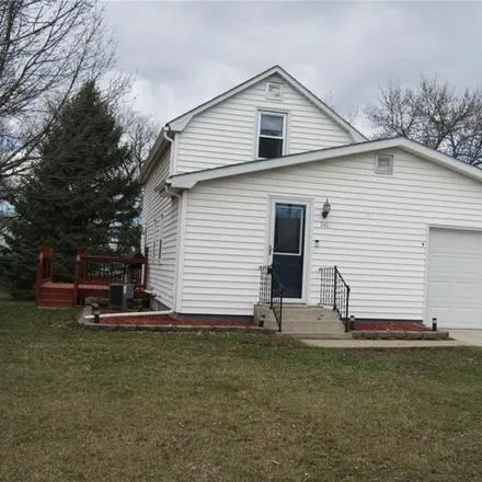 Buy this 2 bed house on 138 7th Street in Dawson, Lac qui Parle County