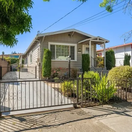 Buy this 2 bed house on 2069 Harrington Avenue in Oakland, CA 94601