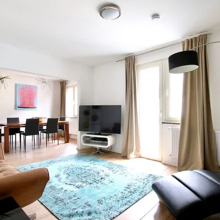 Rent this 3 bed apartment on Taubengasse 5 in 50676 Cologne, Germany