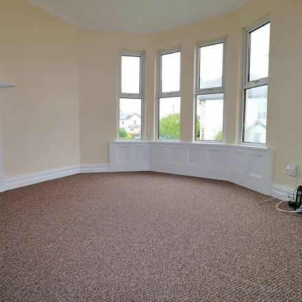 Rent this 2 bed apartment on Ovington Terrace in Cardiff, CF5 1GF