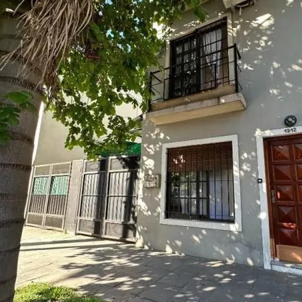 Buy this studio house on General Guido 1306 in 1823 Lanús Este, Argentina