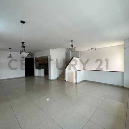 Rent this 4 bed apartment on Propiedad de la Universidad de Guayaquil in Luis Orrantia Cornejo, 090506