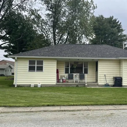 Buy this 2 bed house on 910 East 11th Street in Fowler, Benton County