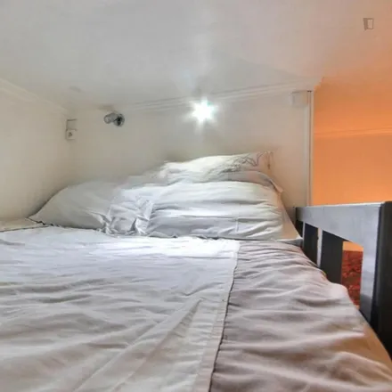 Rent this studio apartment on 76 Rue Marcadet in 75018 Paris, France