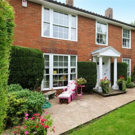 Buy this 4 bed house on Chesterfield Road in Eastbourne, BN20 7NU