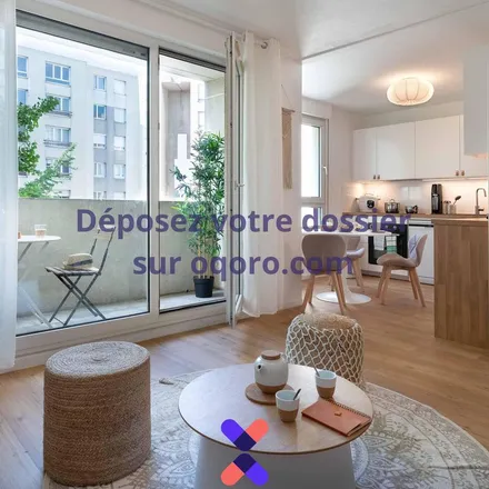 Rent this 4 bed apartment on 27D Rue de l'Effort in 69007 Lyon, France