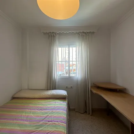 Image 3 - Calle Oscar Wilde, 6, 29010 Málaga, Spain - Apartment for rent